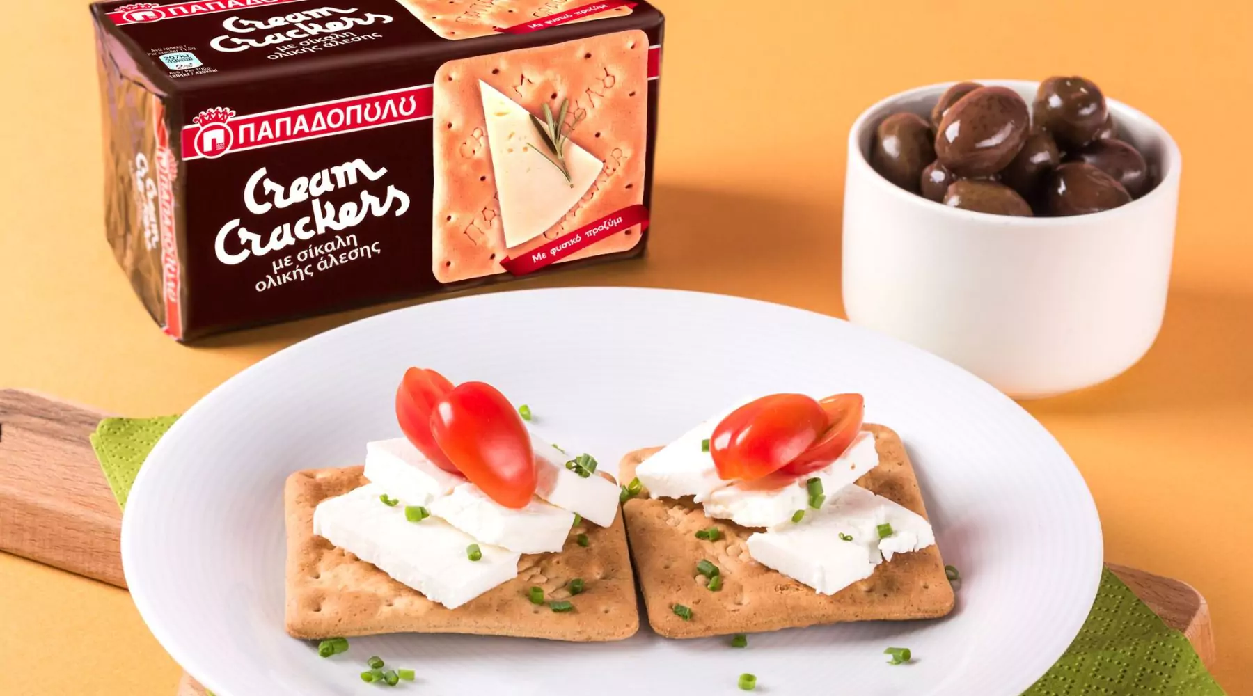 image for Γρήγορο, μεσογειακό γεύμα με Cream Crackers με Σίκαλη Ολικής Άλεσης