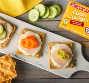 image for Cream Crackers με β-γλυκάνη, κατίκι Δομοκού, γαλοπούλα & λαχανικά