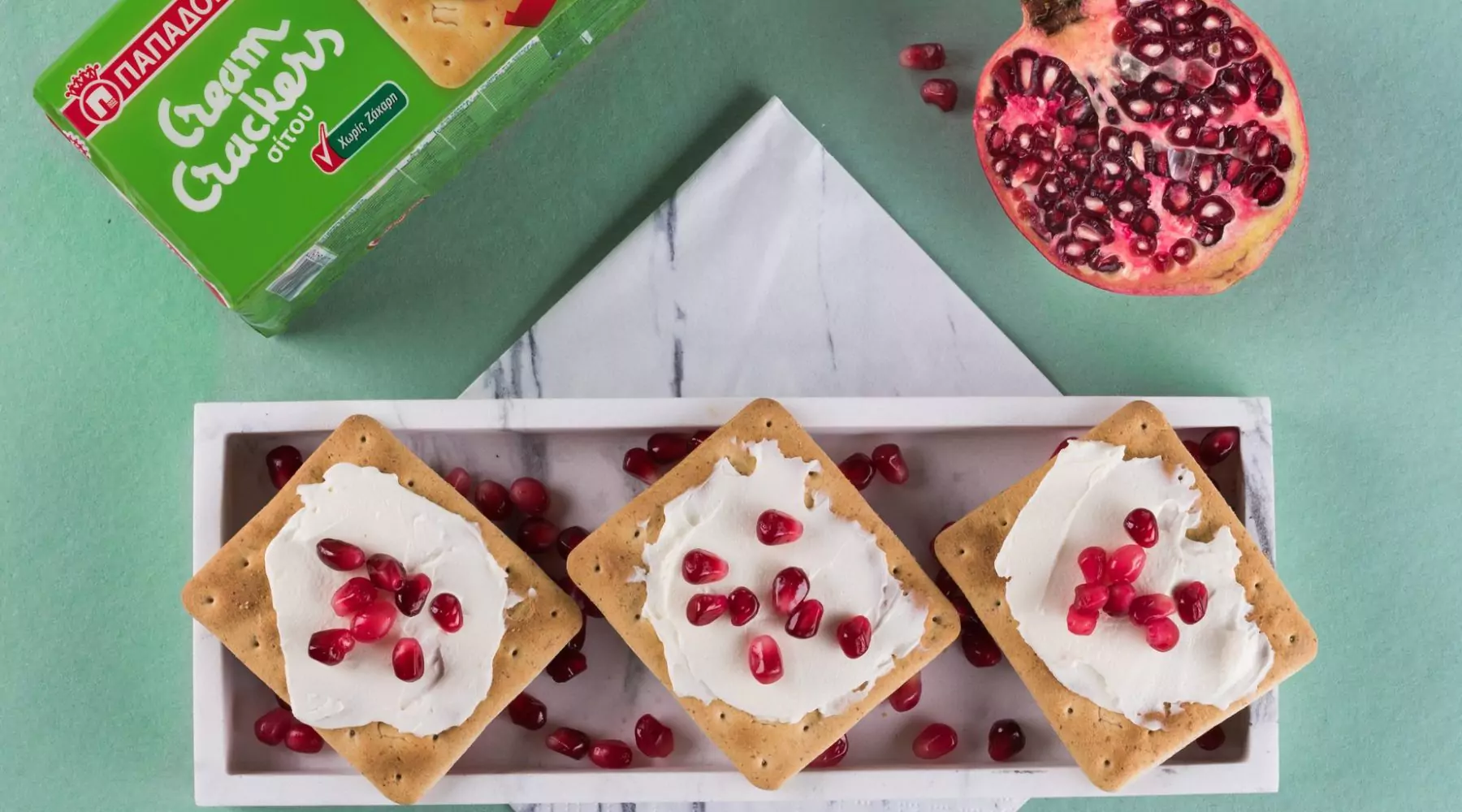 image for Γρήγορο πρωινό με Cream Crackers Χωρίς Ζάχαρη και ρόδι