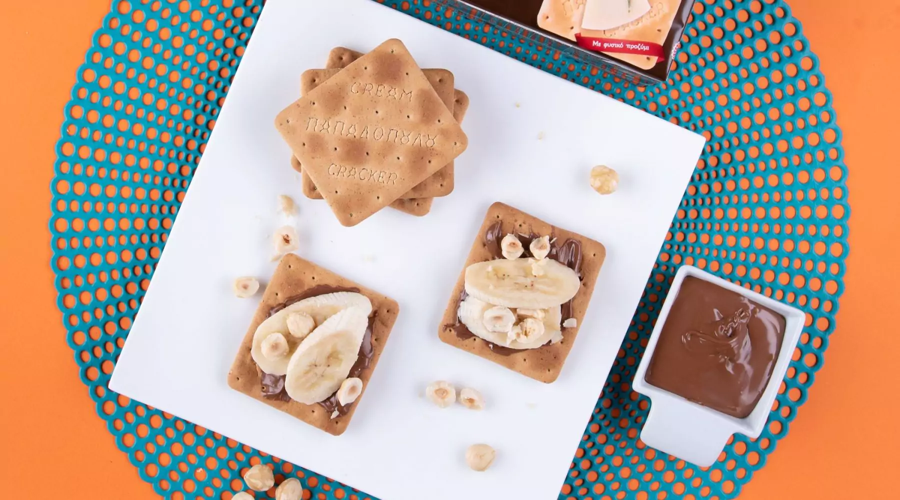 image for Πρωινό με Cream Crackers με Σίκαλη Ολικής, πραλίνα, μπανάνα και φουντούκια
