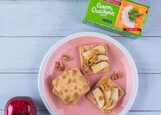 image for Θρεπτικό πρωινό με Cream Crackers Παπαδοπούλου χωρίς ζάχαρη