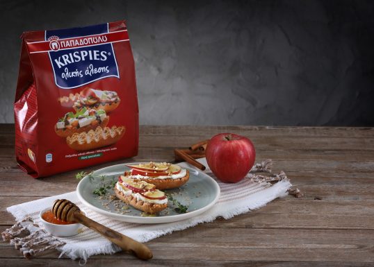 image for KRISPIES ολικής άλεσης με ταχίνι (ή μέλι), μήλο και τυρί κρέμα