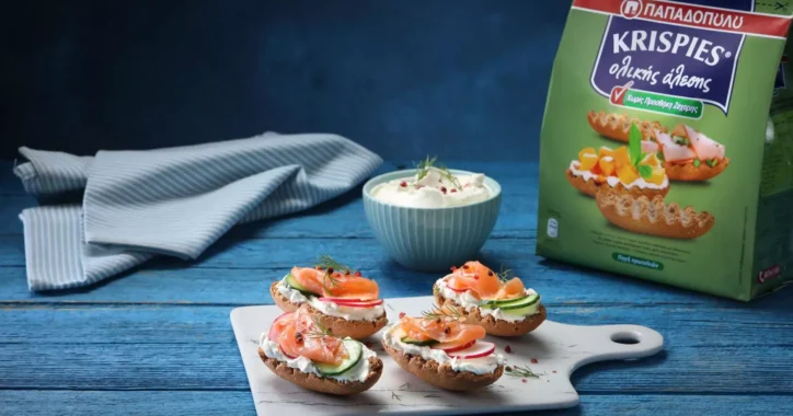 image for KRISPIES Παπαδοπούλου ολικής άλεσης με τυρί κρέμα και καπνιστό σολομό