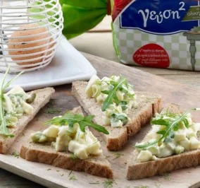image for Open sandwich με Τοστ Γεύση2 Παπαδοπούλου Ολικής, αυγοσαλάτα και ρόκα
