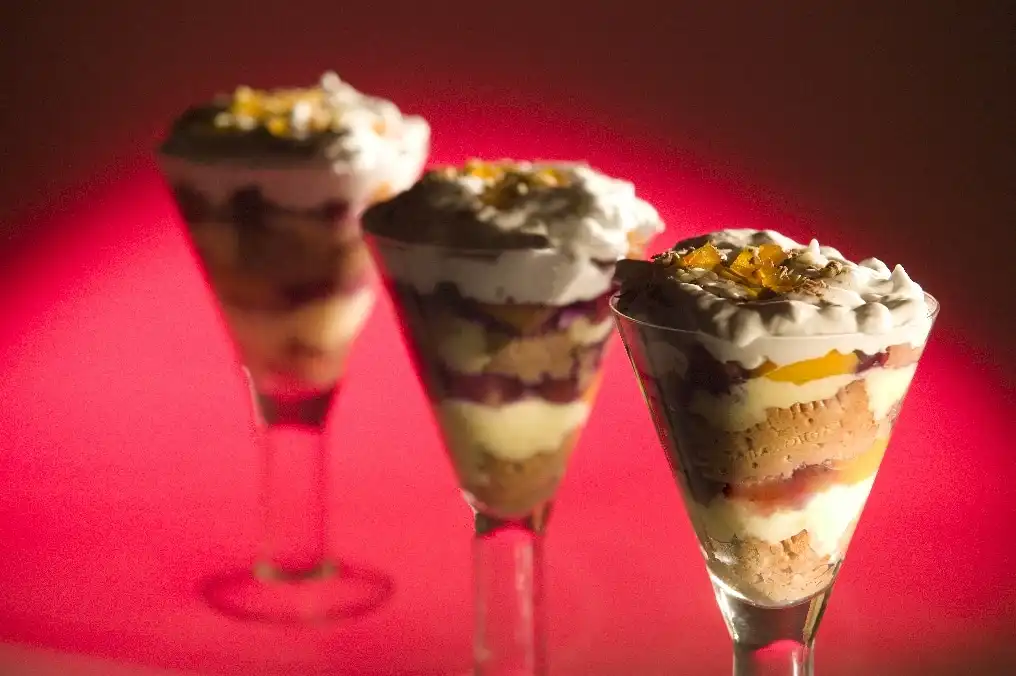 Top slider image for Αγγλικό παραδοσιακό Trifle με Πτι Μπερ Παπαδοπούλου