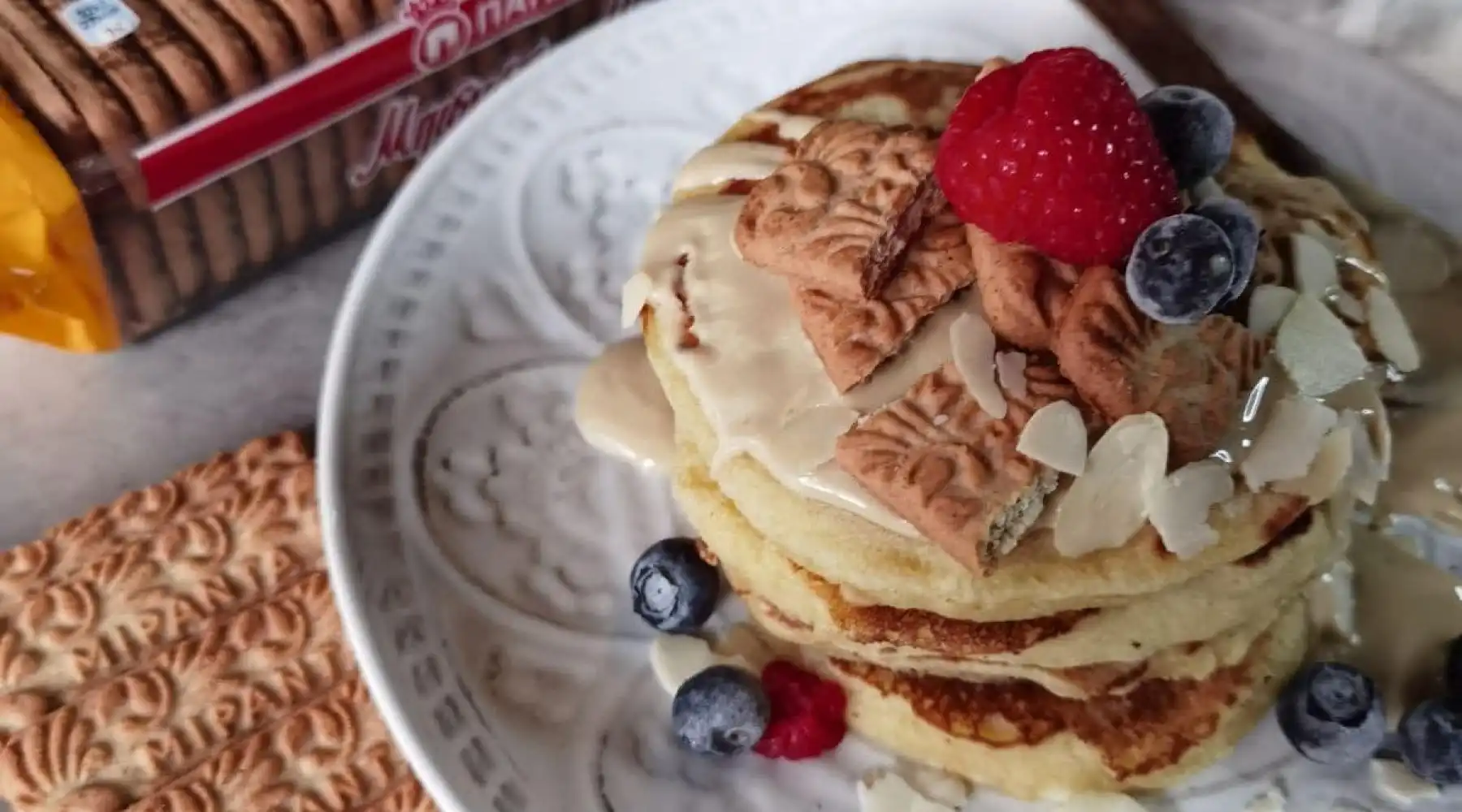 image for Pancakes με τριμμένα μπισκότα ΜΙΡΑΝΤΑ Ολικής Παπαδόπουλου