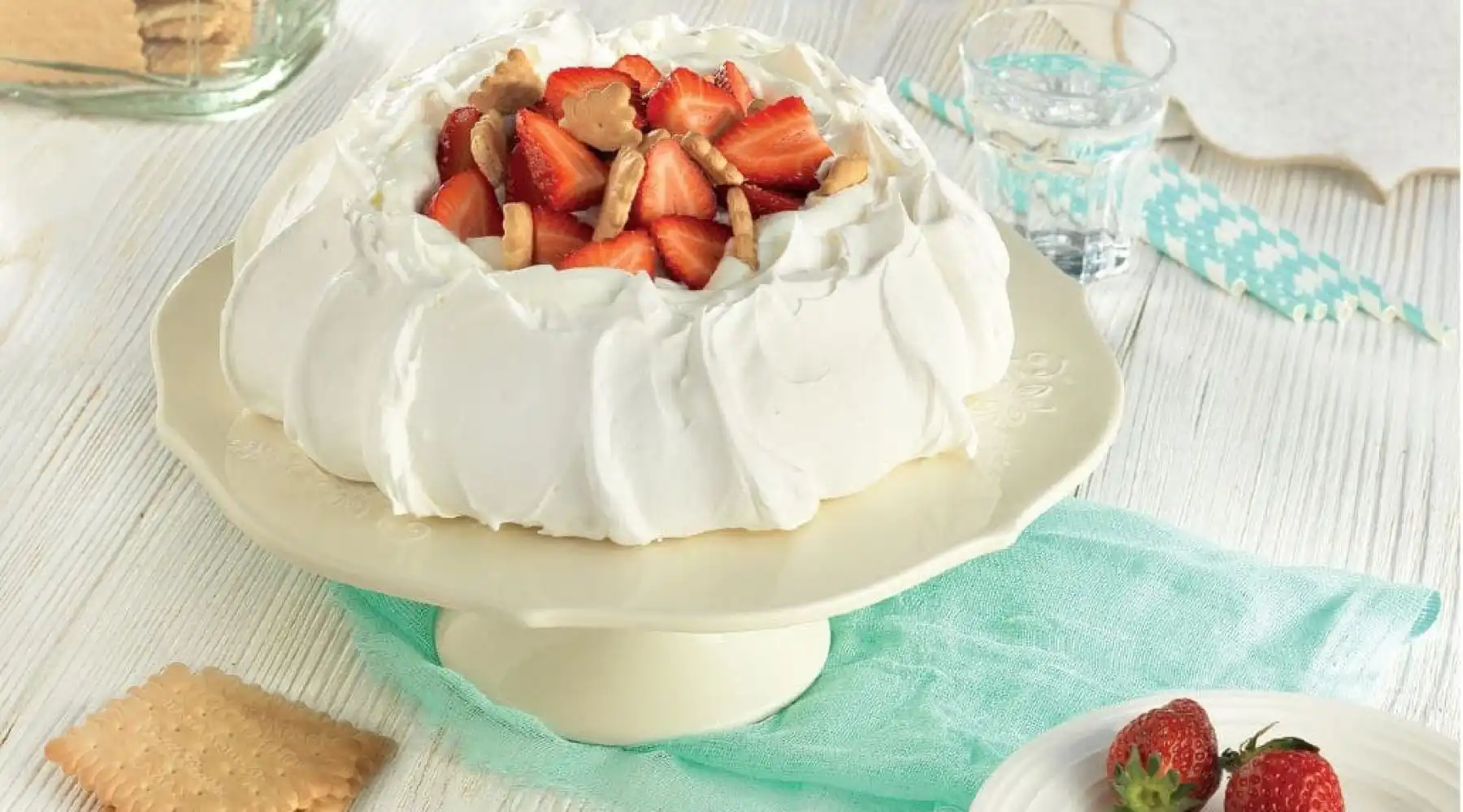 Top slider image for Πάβλοβα με φράουλες και Πτι Μπερ Παπαδοπούλου
