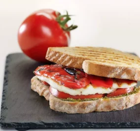 Banner for Veggie Πειρασμός με Ψωμί Χωριανό Παπαδοπούλου