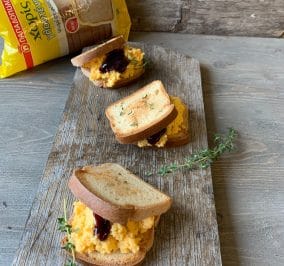 Banner for Scrambled eggs σάντουιτς με ψωμί σε φέτες Χωρίς Γλουτένη Παπαδοπούλου