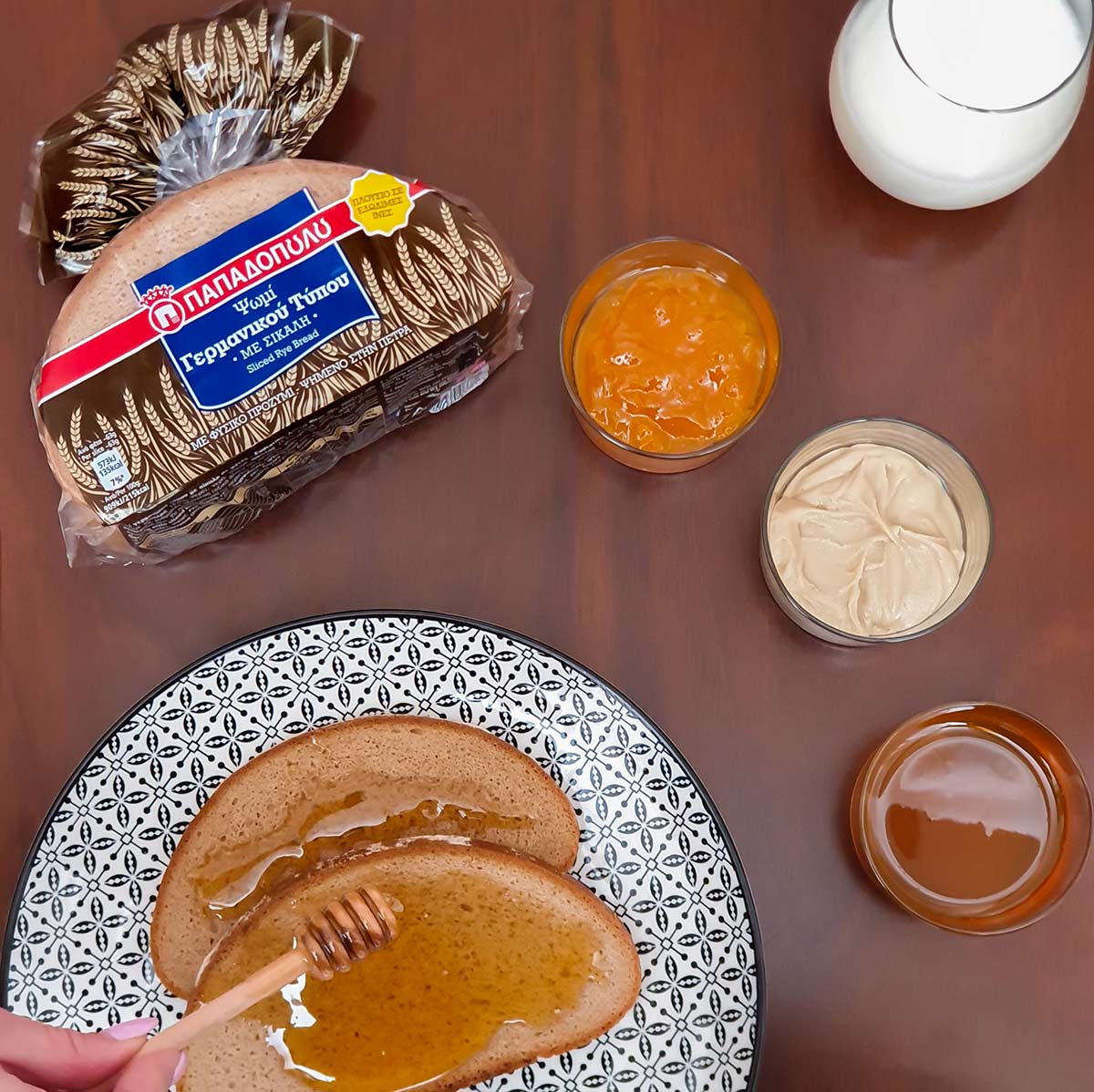  Image for Γευστικό πρωινό με ψωμί Παπαδοπούλου Γερμανικού Τύπου με Σίκαλη!