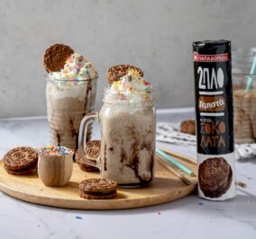 Recipe for Milkshake με 2πλοΓεμιστά σοκολάτα