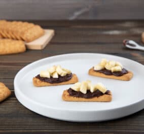 image for Μπουκιές με Μιράντα, άλειμμα σοκολάτας και μπανάνα