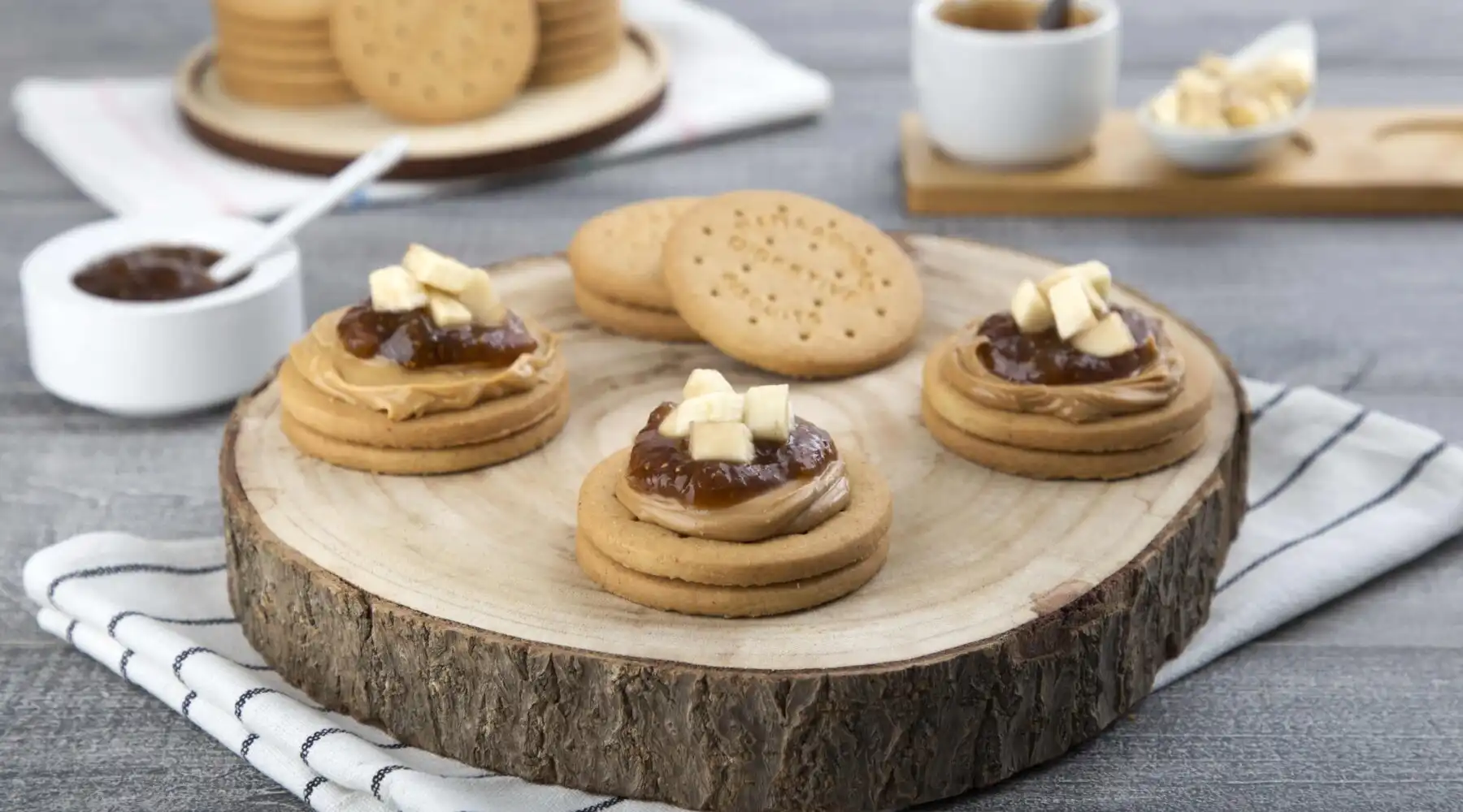 Top slider image for Θρεπτικό σνακ με Digestive και μπανάνα