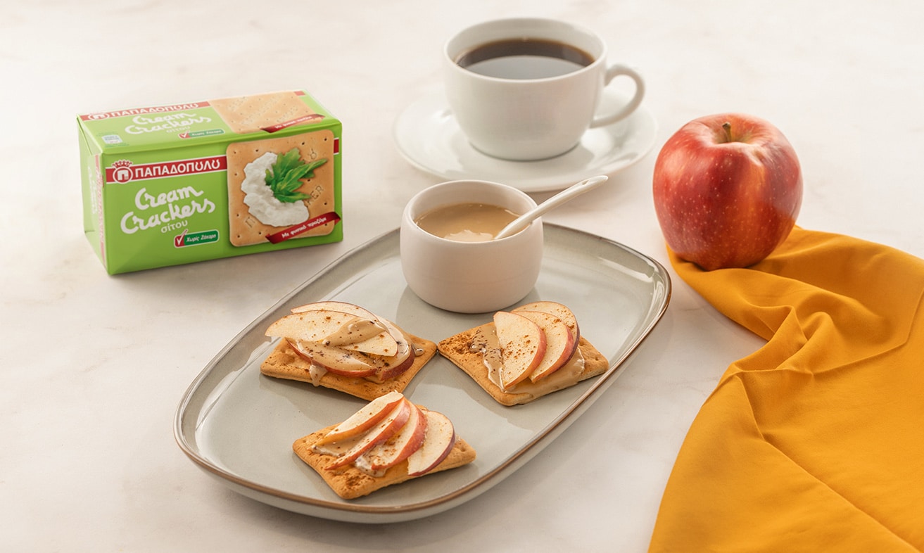Top slider image for Cream Crackers Παπαδοπούλου με ταχίνι και φέτες μήλου