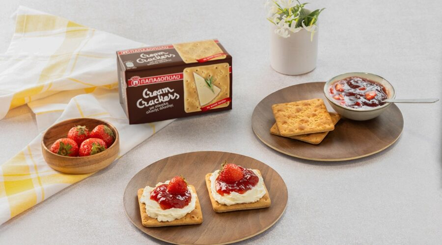 Top slider image for Cream Crackers Παπαδοπούλου με τυρί κρέμα και μαρμελάδα φράουλα